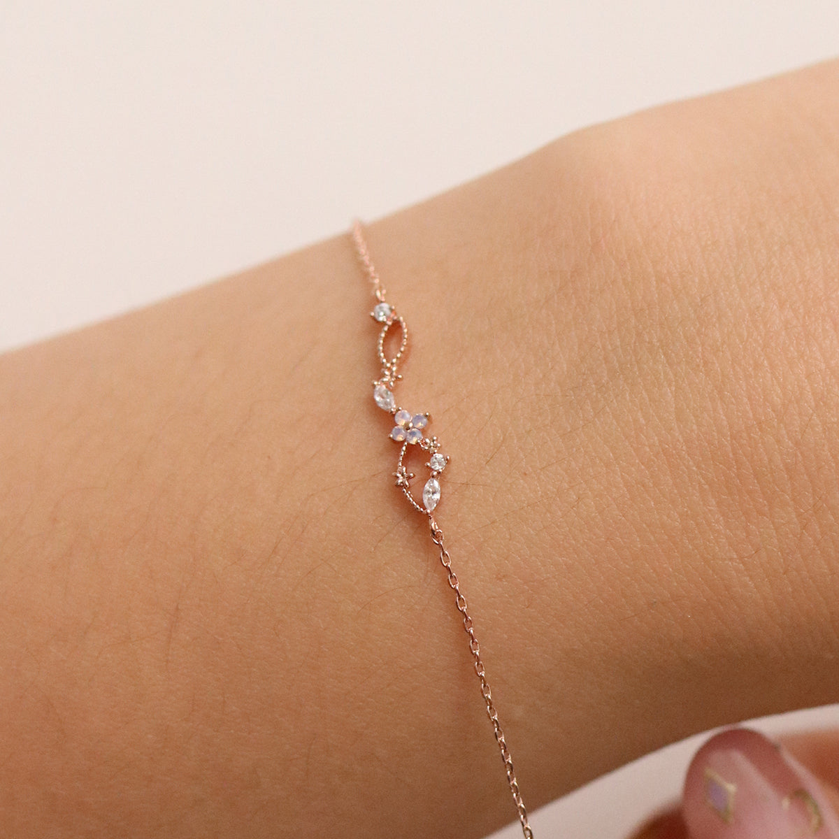 Moonstone daisy cubic bracelet-4